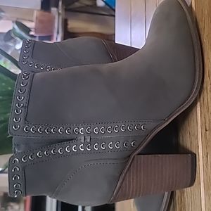 Vince Camuto heeled booties